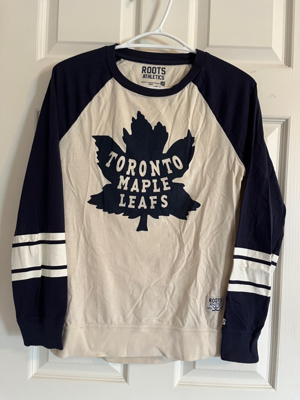 Roots Athletics Toronto Maple Leafs Raglan Long Sleeve - Navy & Cream